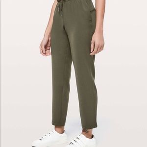 Lululemon On the Fly Pants